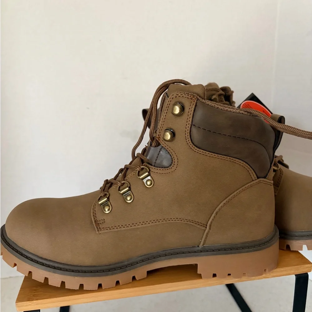 NWT LUGZ Scaffold Tan/Brown Lace-Up Work Hike Boots Men’s Sz 8.5 Slip Resistant